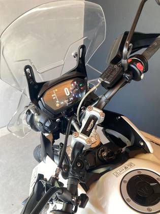 TRIUMPH TIGER 800 XCX TRIUMPH TIGER 800 XCX
